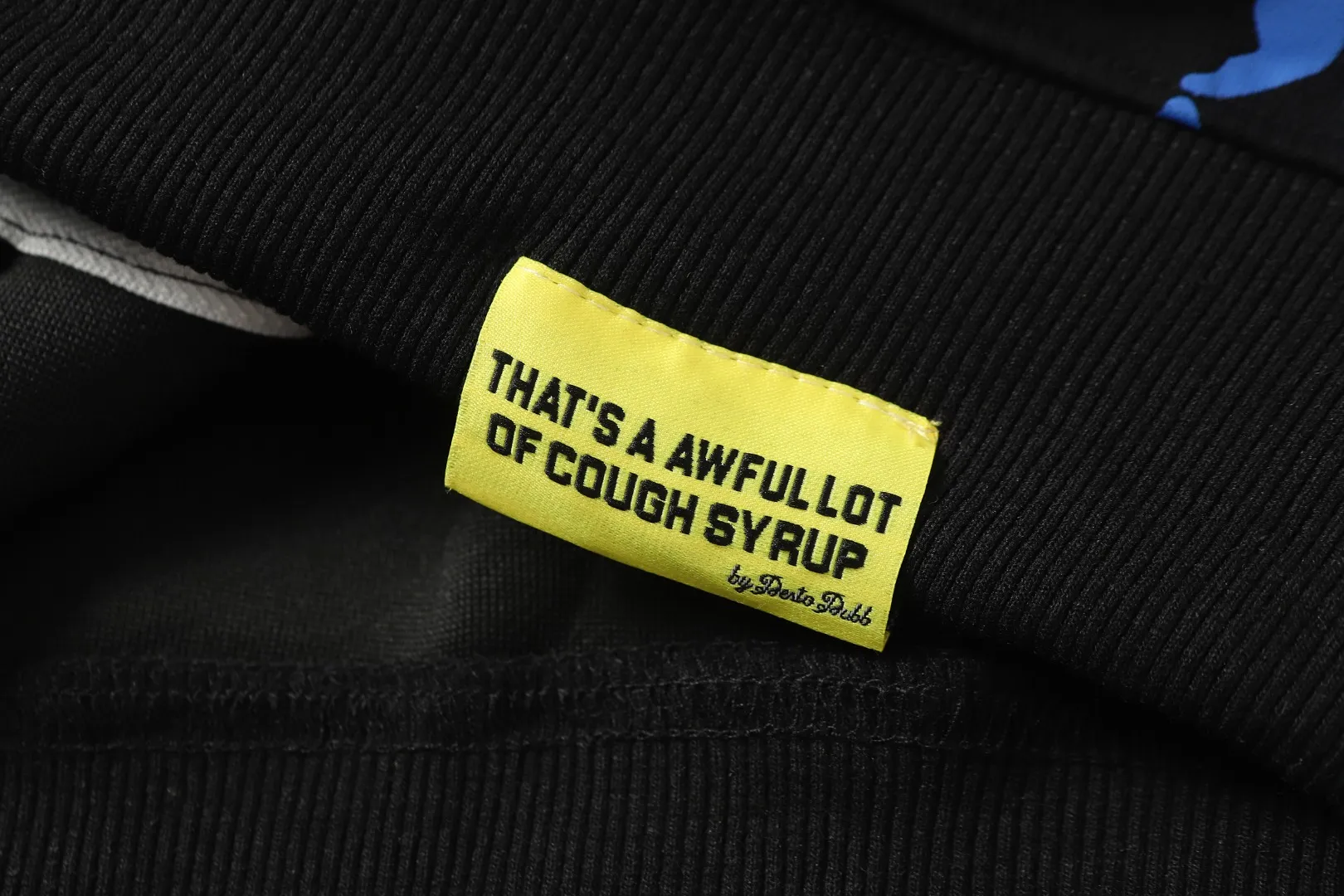 ｜ T 001# ｜ THAT'S A AWFUL LOT OF COUGH SYRUP Same Style. （fabric): Sizes（size）：S-M L X L （colour）： - / - / - ：T 002#｜ ：（fabric）： Sizes（size）：S-M-L-XL （couour）： - / - /
